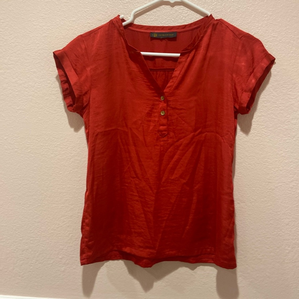 Outback Red Top